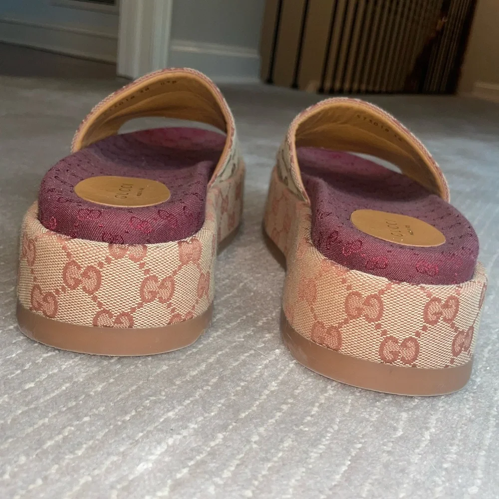 Gucci Platform Slides - Picture 7 of 13